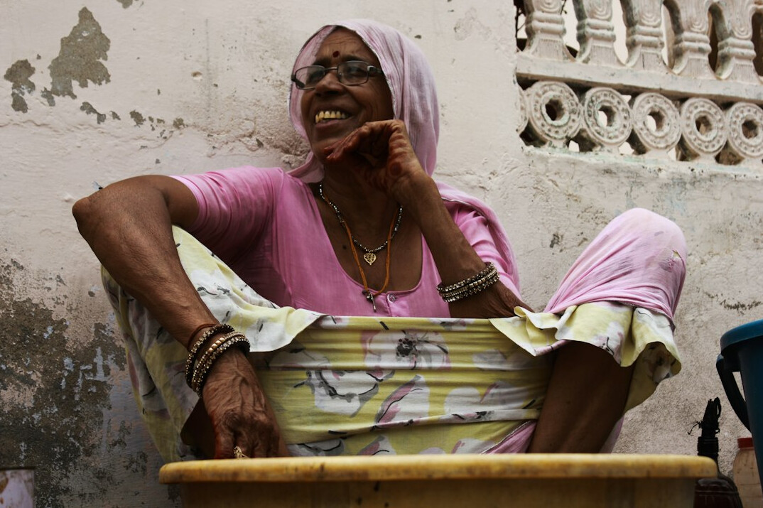 Brazilian woman speaking confidently during a conversation
